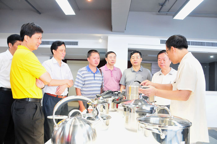 տ˴ίθԪһWR^(gun)