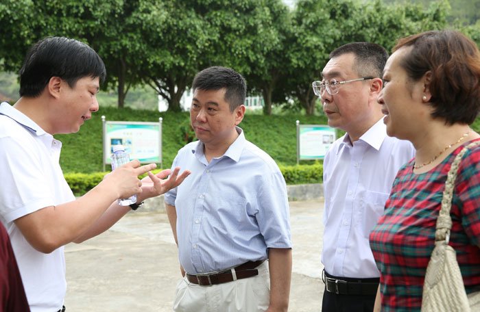 中鋼集團黨委常委張經(jīng)華帶隊考察中德金屬生態(tài)城